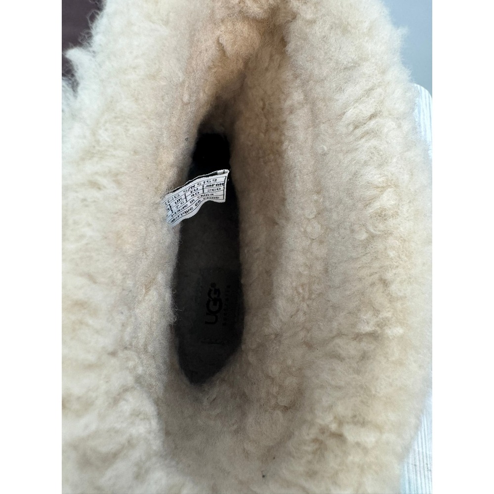 UGG Women's Size 9 Waterproof Boots Stormburst Brown Vibram Shearling Fur Lined - Picture 11 of 15